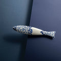 Blue Herring Flower Bed│Royal Delft│art. 46502500│voorkant schuin met blauwe achtergrond