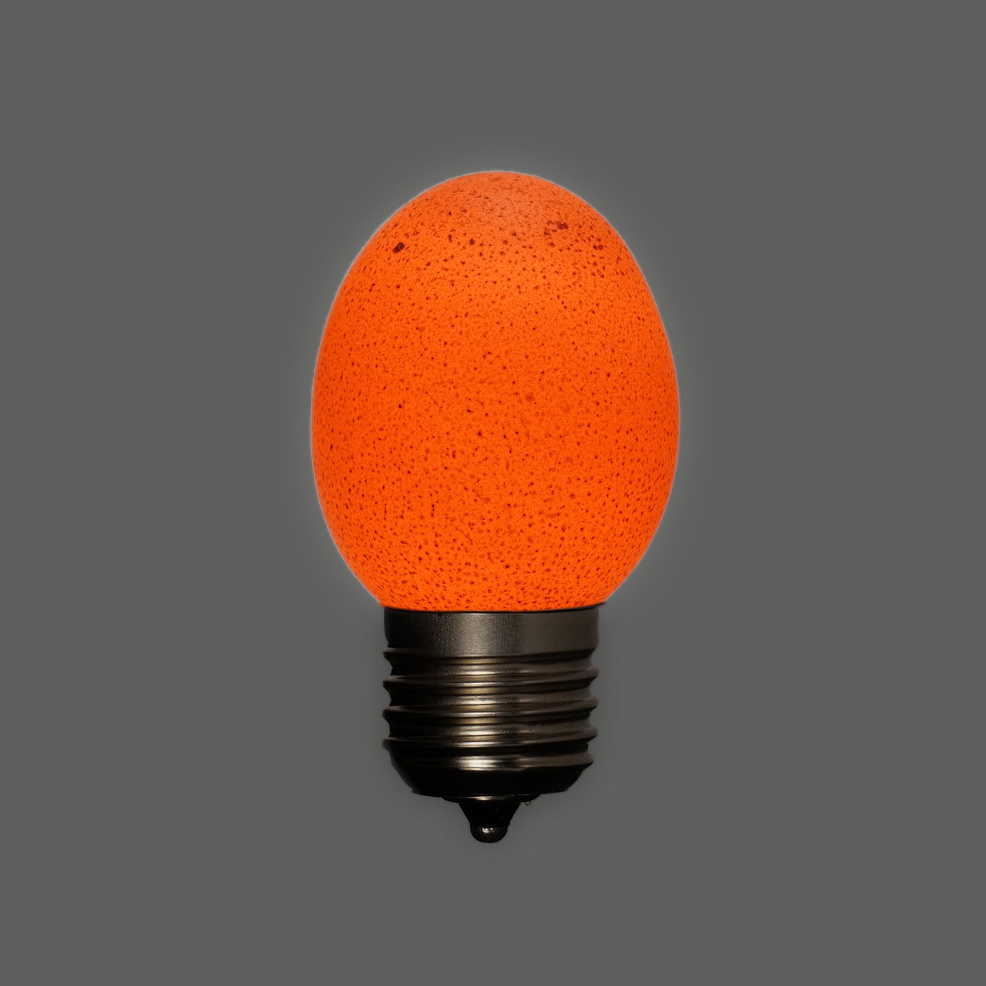 Egglamp Bruin│met licht aan en grijze achtergrond