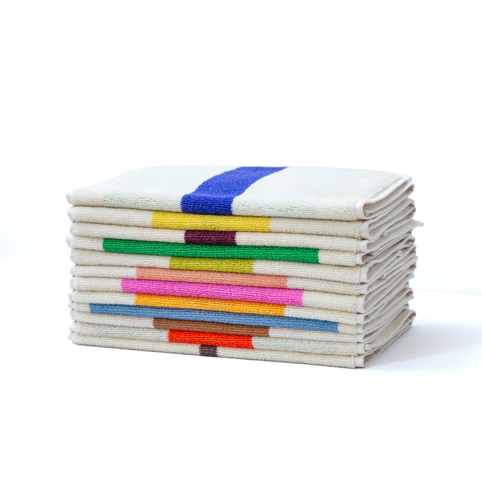 Gastendoekjes Martens & Martens Suite702│art. MMTTSET30PIRBBR│diverse soorten voor- en achterkant op stapel