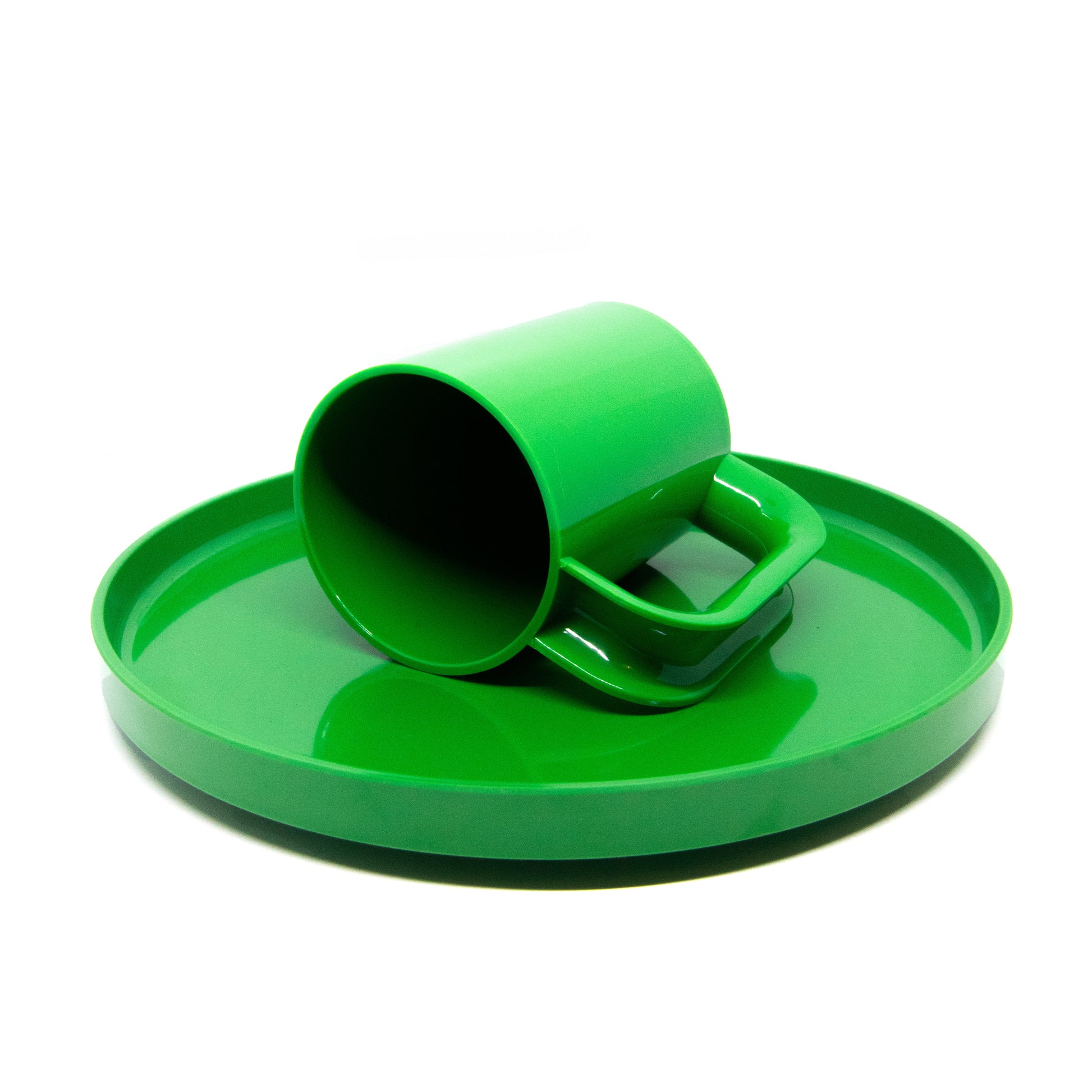 Heller Max Dinnerware│Mugs Green│art. 302-09-06│liggende mok op bord
