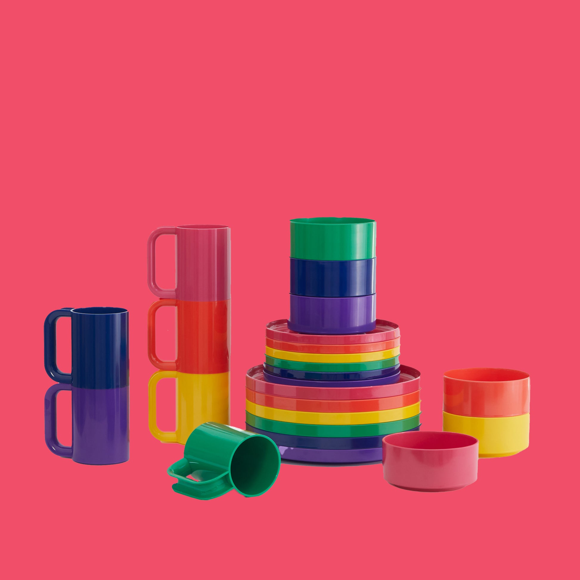Heller Max Dinnerware│Small Plate rainbow│art. 102-13-06│hele servies met rode achtergrond