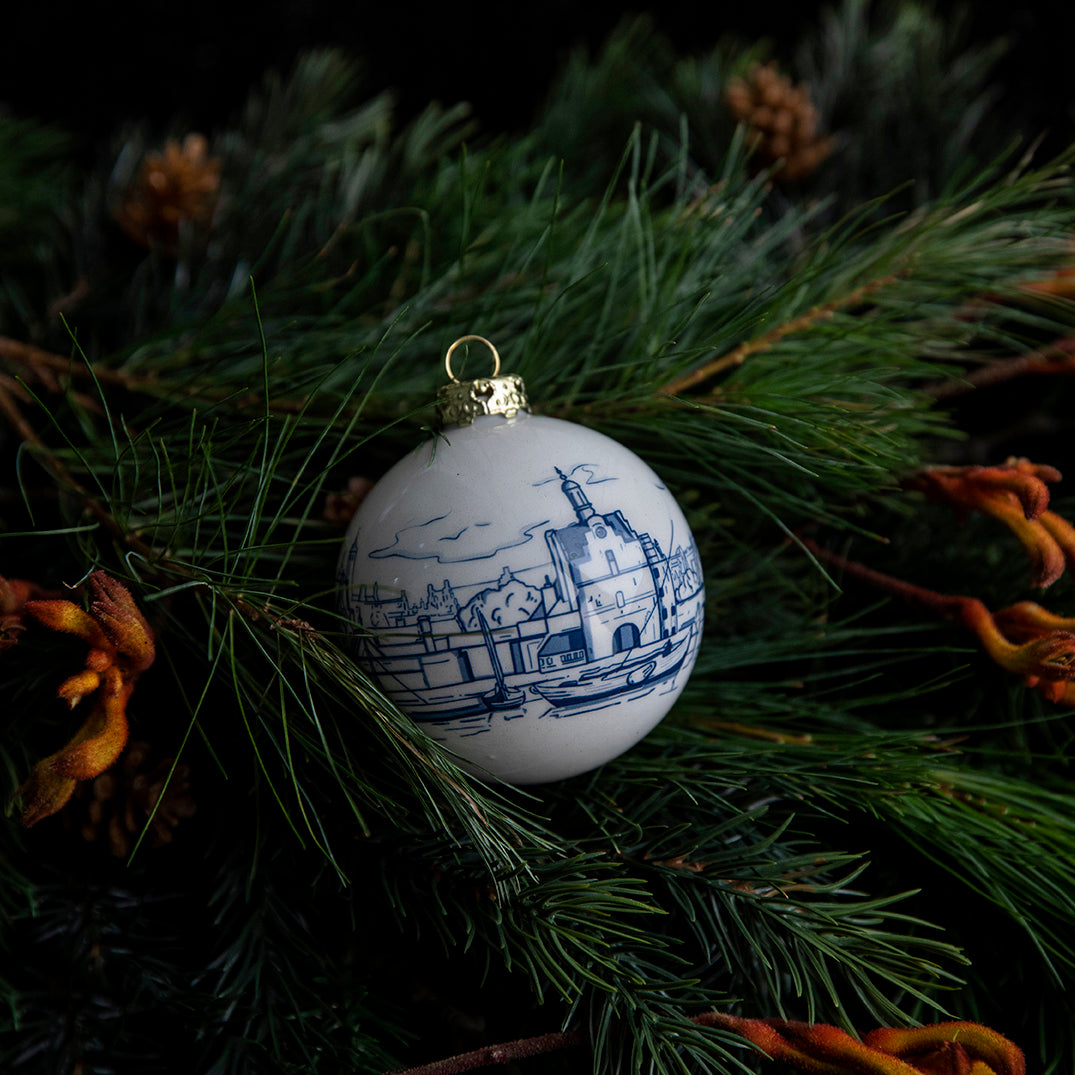 Kerstbal Royal Delft Vermeer│art. 46850400│in kerstboom