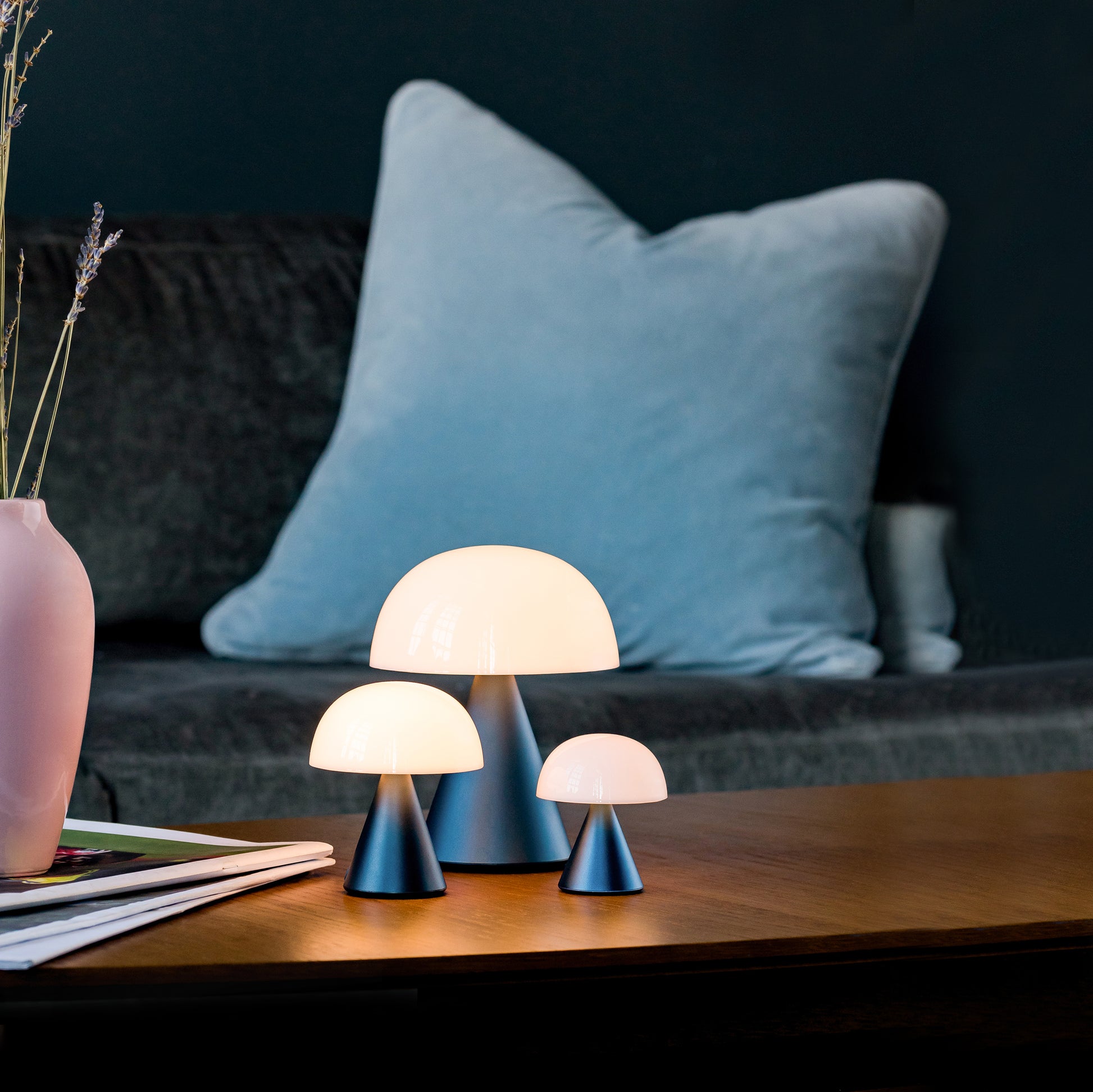 Lexon Mina Medium Donkerblauw│Oplaadbare LED-lamp│art. LH64MDB│3 verschillende afmetingen