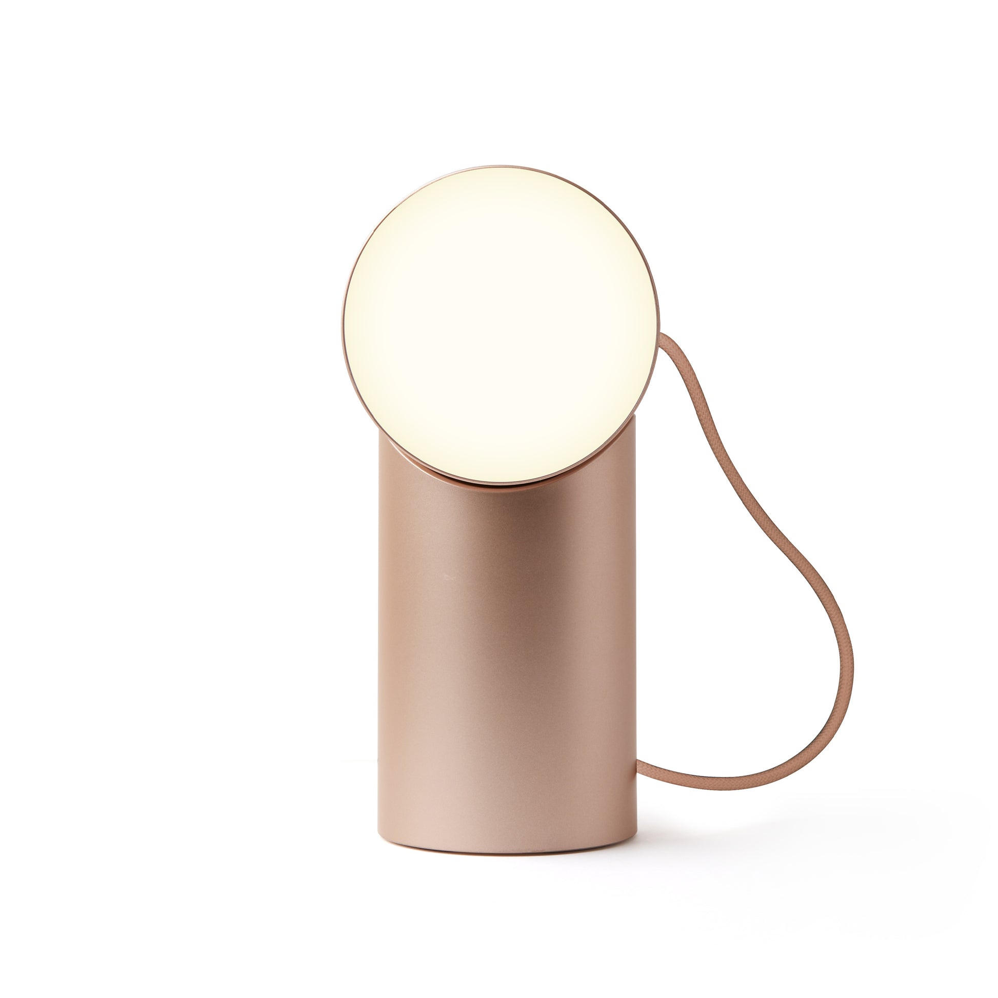 Lexon Orbe Goud│ Oplaadbare Tafellamp│art. LH88D│vooraanzicht met lamp naar voren gericht