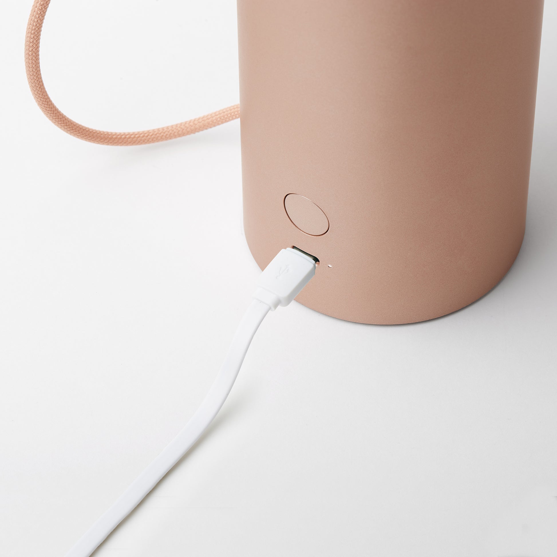 Lexon Orbe Goud│ Oplaadbare Tafellamp│art. LH88D│met kabel in USB-poort