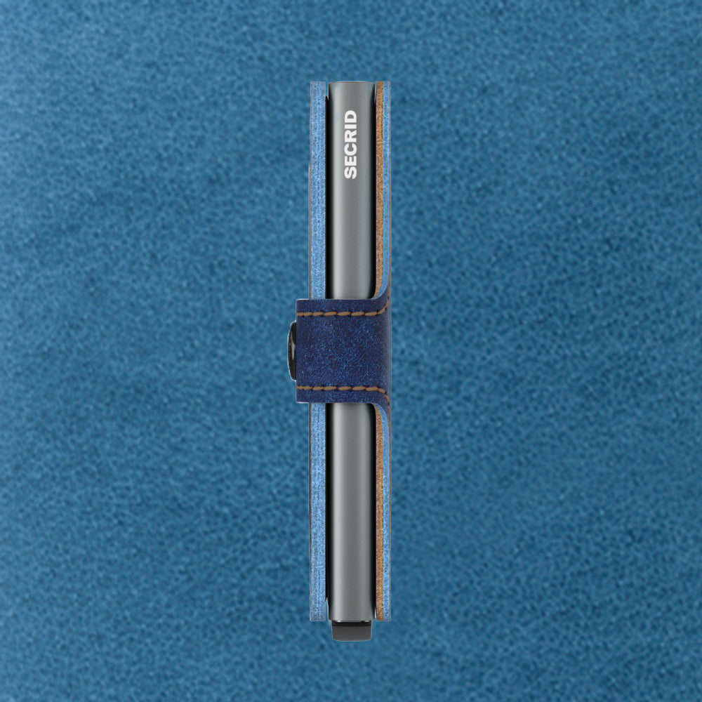 Secrid Miniwallet Indigo│art. MIN-5TITANIUM│Pasjeshouder│zijkant titanium3 op achtergrond