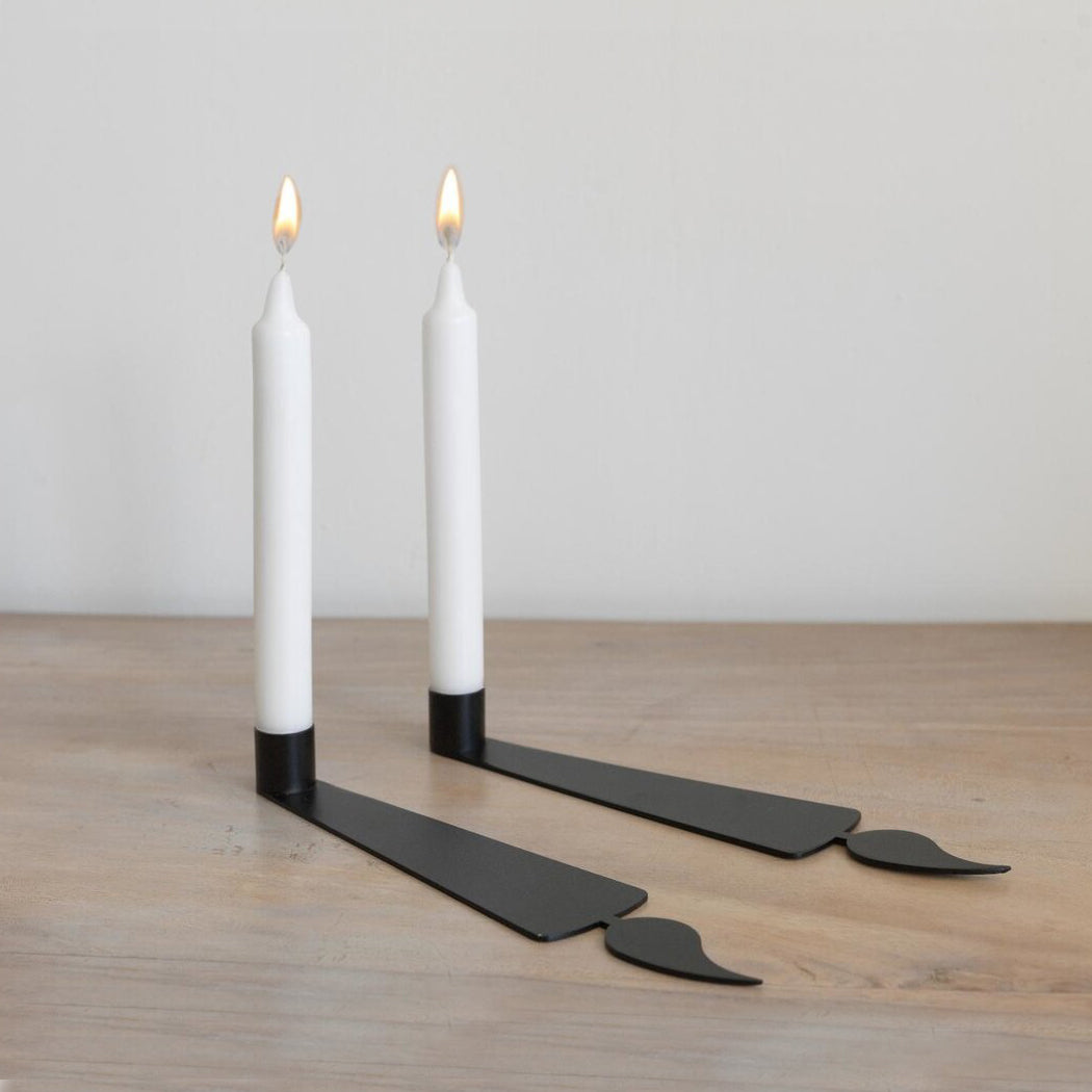 Shadow kandelaar Zwart│JP Meulendijks│twee maal kaars op tafel