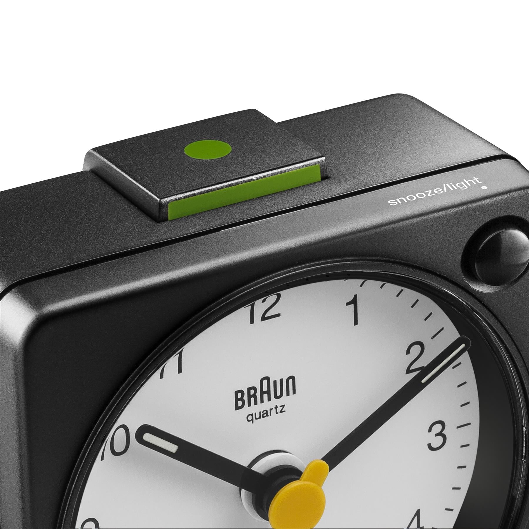 Braun Wekker Analoog BC02BW│Zwart&Wit│Reiswekker│detail alarmknop