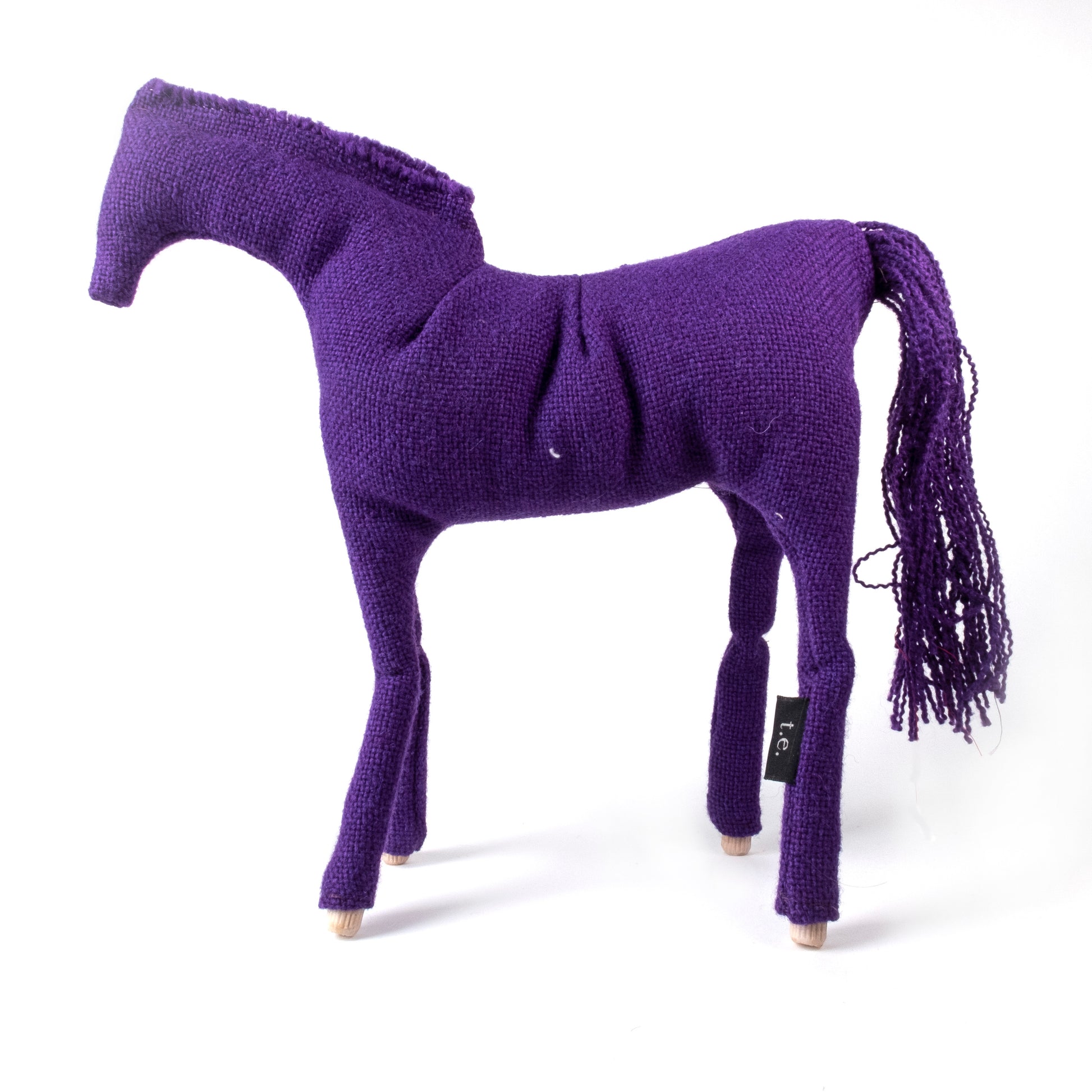 Gelderlander 05 Christien Meindertsma│Thomas Eyck│Stoffen Paard│product foto zijaanzicht