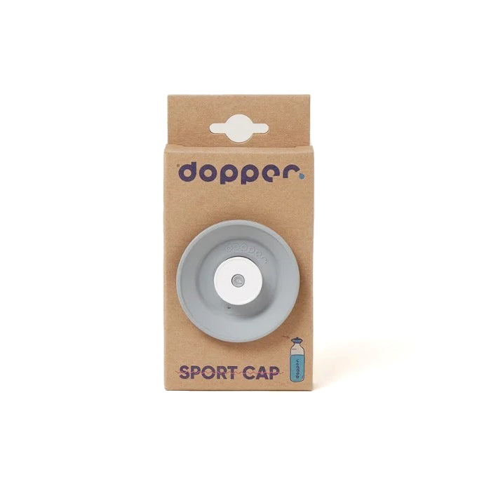 Dopper Sport Cap • Waterfles • Designmarket.today • Verander je Dopper in een sportfles. Ideaal voor tijdens het hardlopen of voor in de sportschool. Deze handige dop hoef je niet los te draaien om je water te kunnen drinken. Waterdicht, dus gemakkelijk mee te nemen in je sporttas. Vaatwasserbestendig en BPA-vrij.
