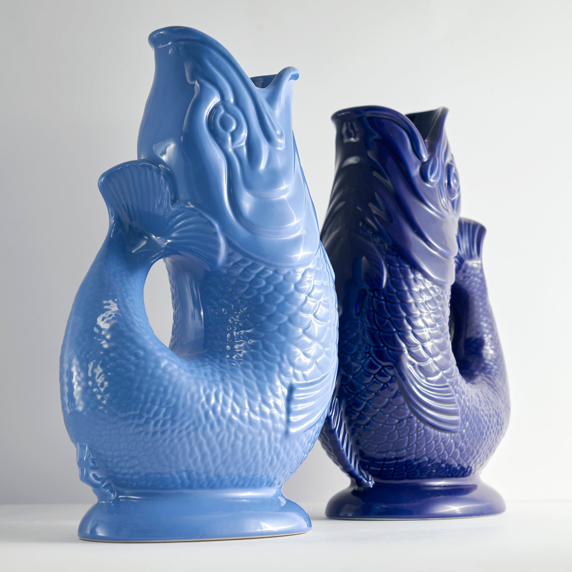 Gluckigluck Waterkaraf│Zeeblauw│Guggle Jug│art. G31155/SB/W│sea blue en donkerblauw samen