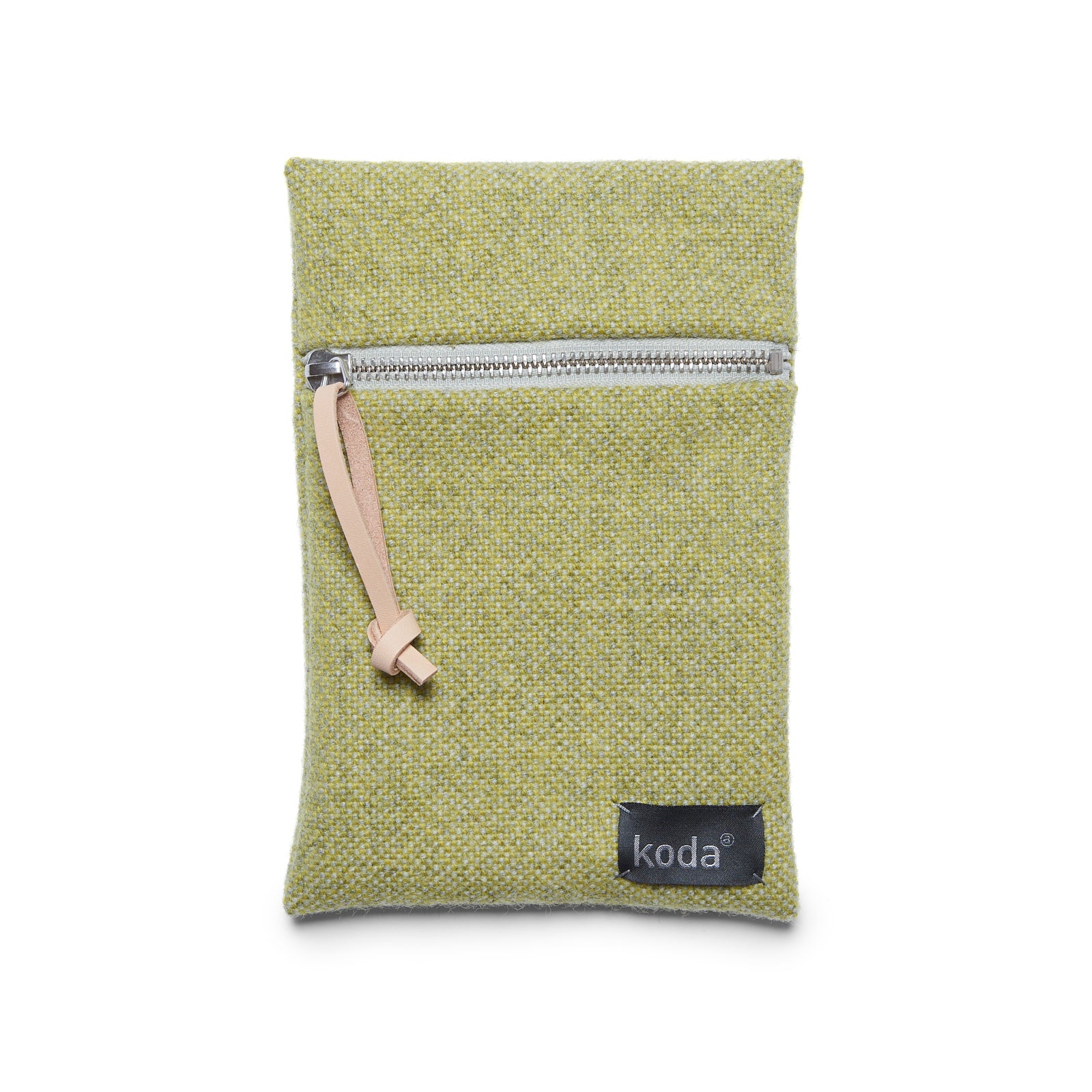 Etui Iep I302│Bright Yellow│Koda Amsterdam│vooraanzicht met witte achtergrond