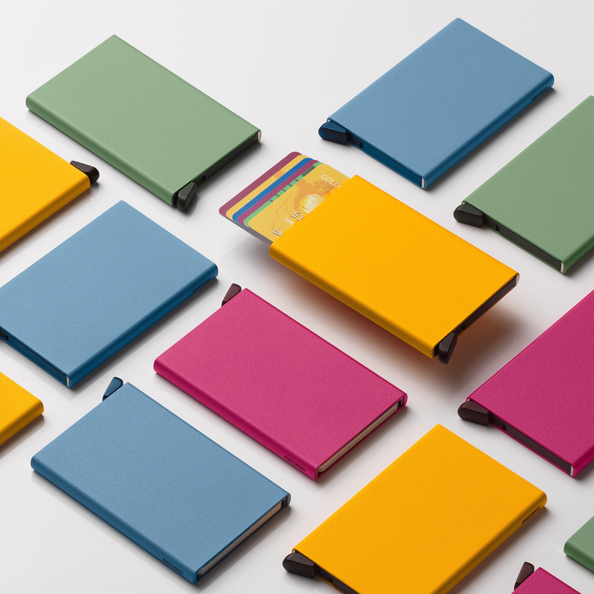 Secrid Cardprotector Powder│art. CP-PISTACHIO│Pasjeshouder│groep diverse kleuren