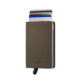 Secrid Slimwallet Carbon│art. SCA-KHAKI│pasjeshouder│voorkant met uitgeschoven pasjes en clip