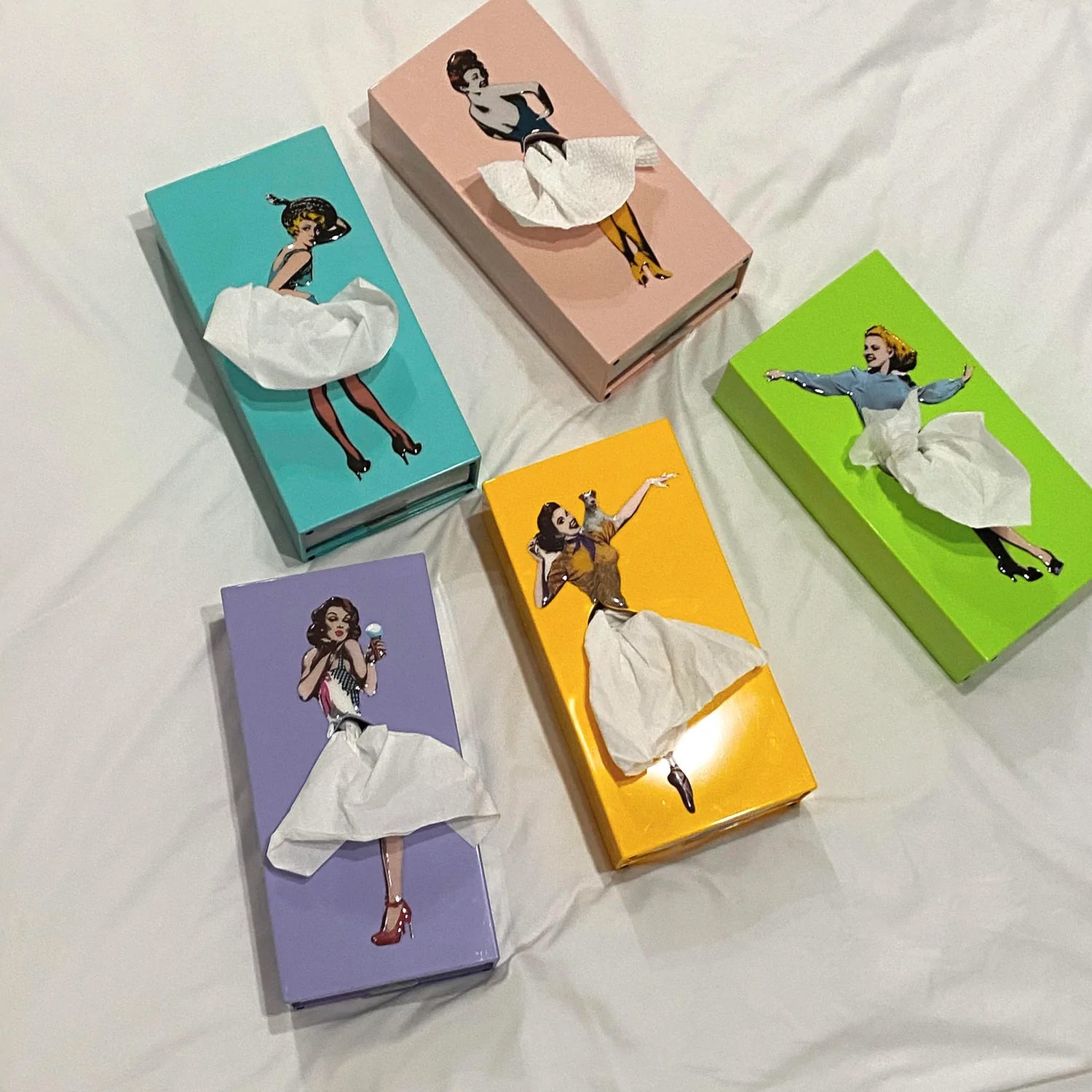 Spextrum Tissue Up Girl Tissuebox│Orange - Yellow│Retro Pin-Up│Zakdoekhouder│groep
