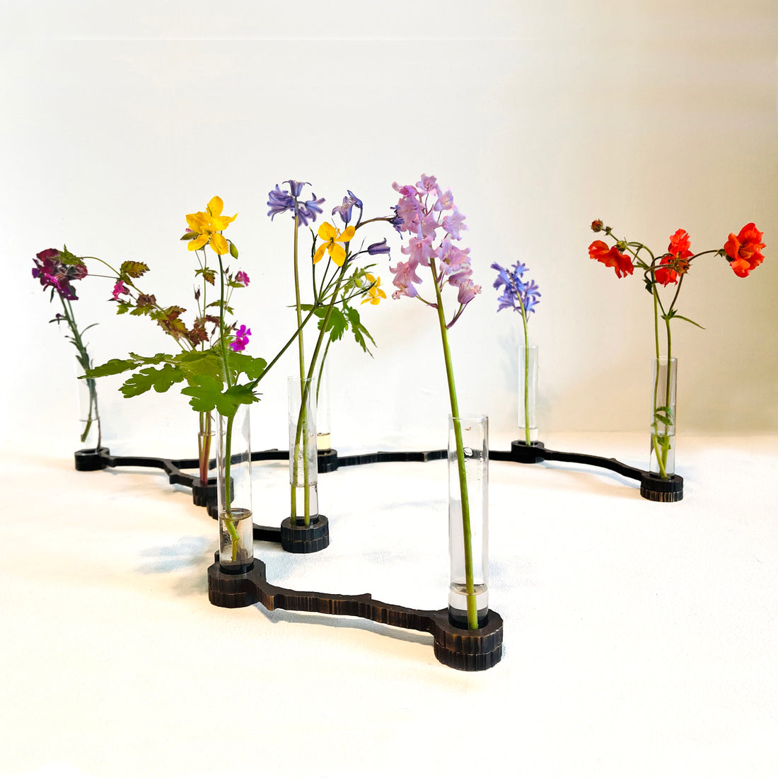 Candle Vaze Bronze set 10 Branches│René Knip voor Thomas Eyck│foto met kaarsen klein patroon