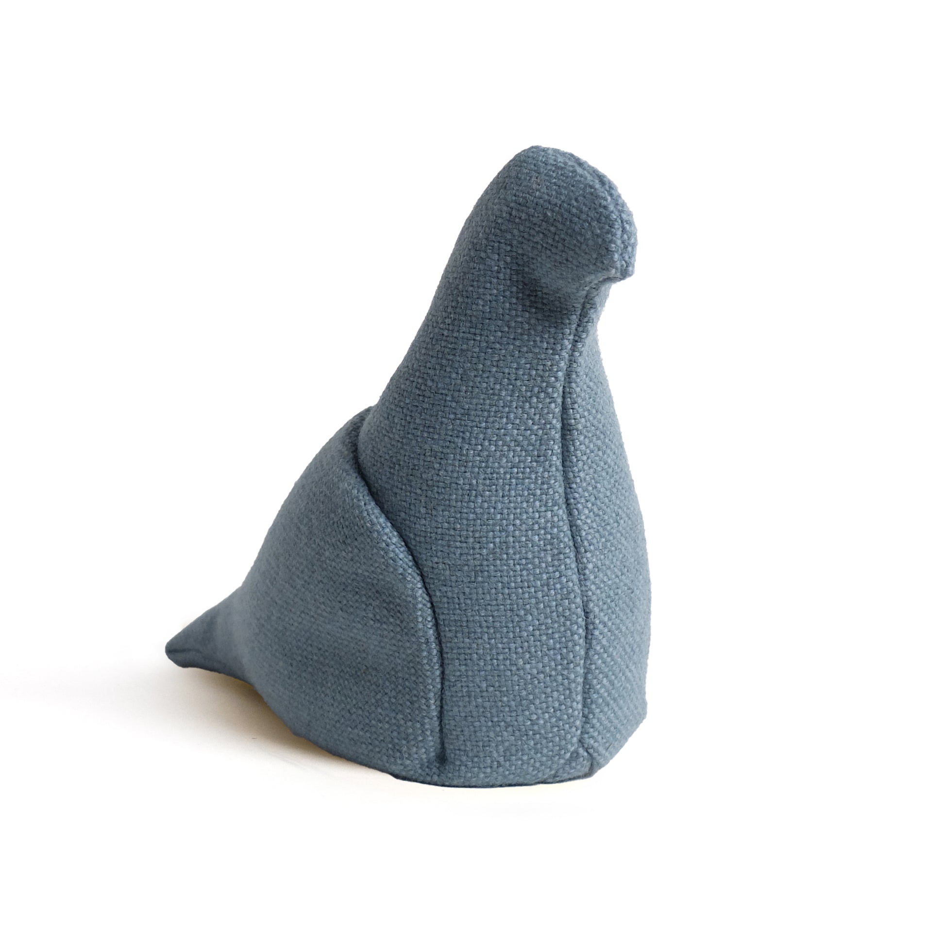 Pigeon Service nr. 13 Christien Meindertsma│vooraanzicht schuin