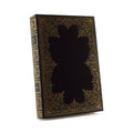 About Blanks notitieboek van de zwarte skai kaft met gouden ornamenten van Poetas Siglo XV, vooraanzicht schuin