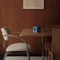 Avolt Square 1 Stekkerdoos & USB-C Oplader Shark Blue│3 meter│art. SQ1-EUFC30-30SHB│liggend op houten tafel