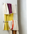 Badhanddoek 70x14 Orange&Honey│Martens&Martens-Suite702│art. MMTT70ORHO│aan rek naast inloopdouche
