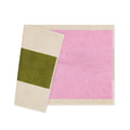 Badmat Martens & Martens Pink & Olive Suite702│art. CMMBM50PIOL│achterkant met witte achtergrond