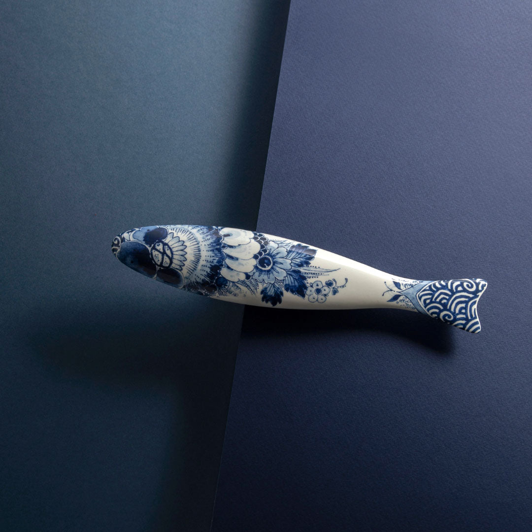 Blue Herring Flower Scales│Royal Delft│art. 46502300│vooraanzicht
