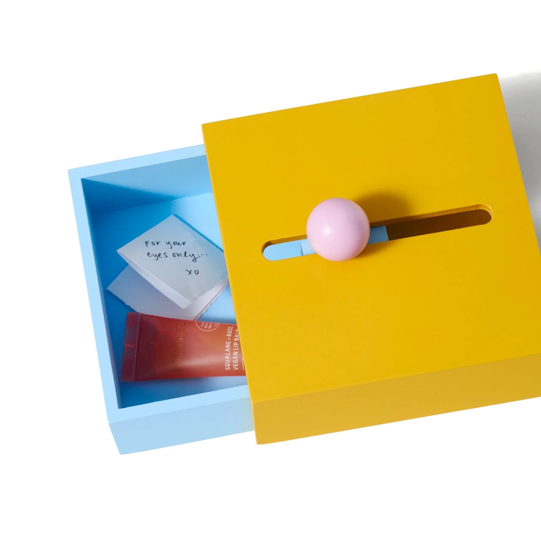 Cache Slide Opberdoos Small Geel│Areaware│art. KYCBSYB│bovenaanzicht geopende lade met tube en briefje