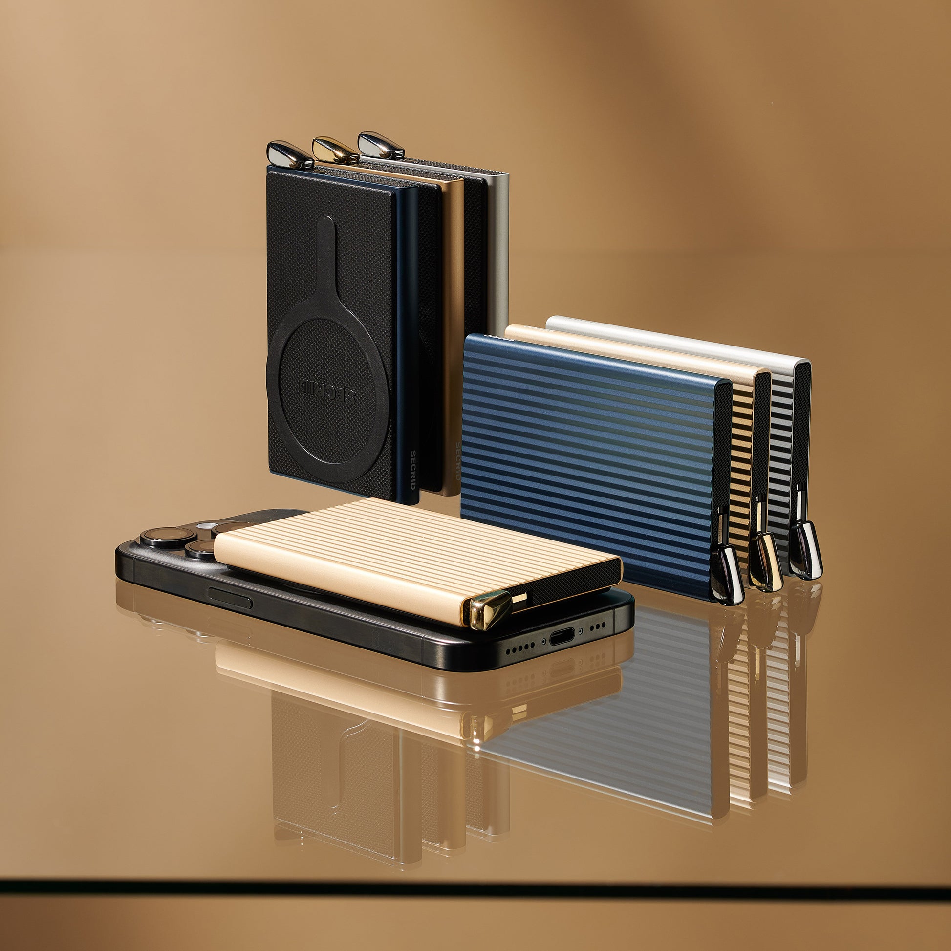 Secrid Cardprotector For Magsafe│art. CFM-SAND│diverse modellen