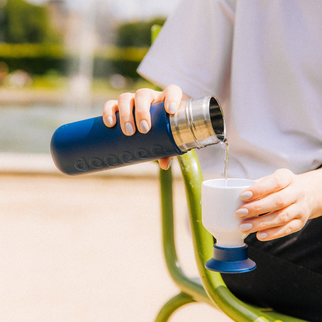 Dopper Insulated Breaker Blue│Thermosfles 350ml│art. 3414│vooraanzicht met Thermos logo