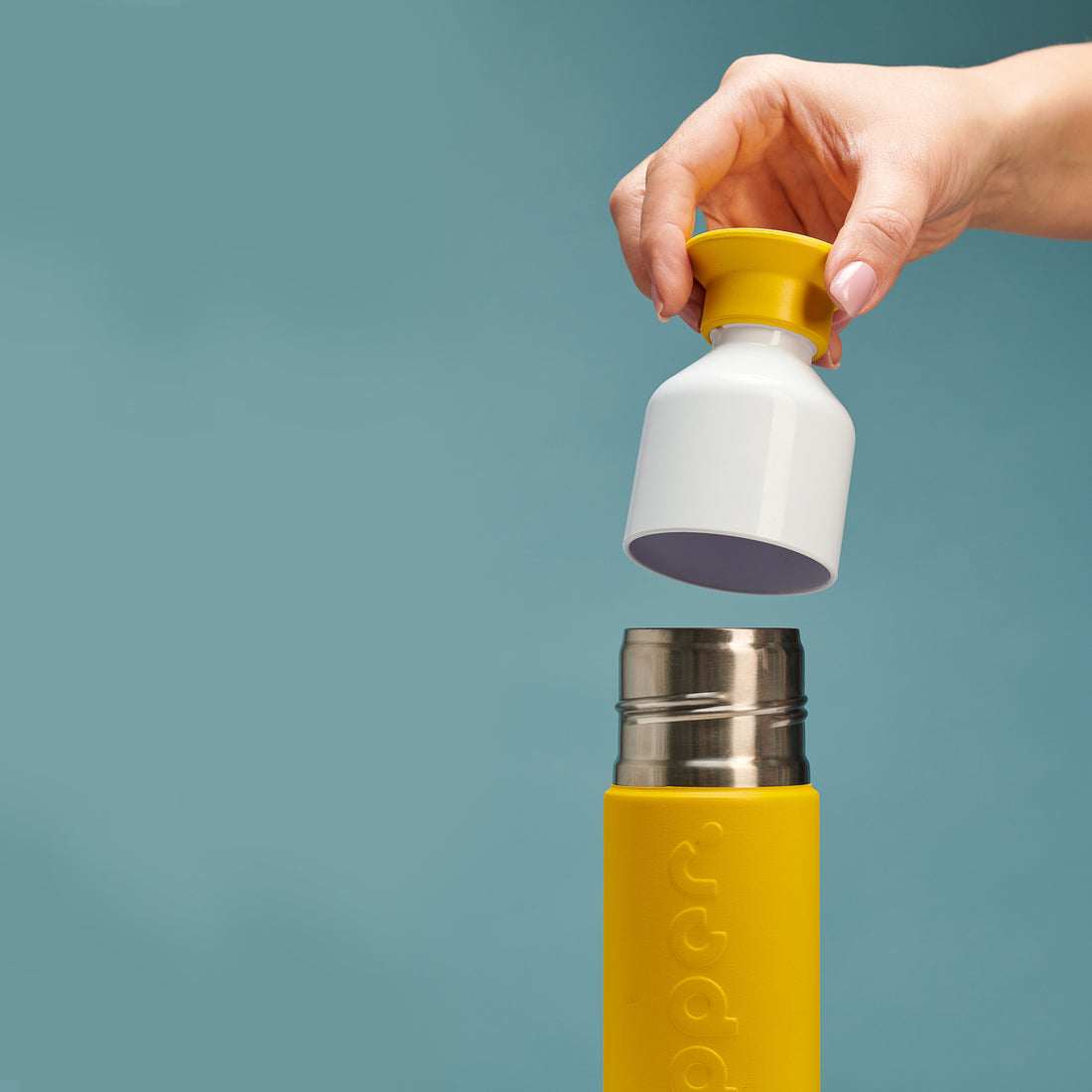 Dopper Insulated Small Lemon Crush│Thermosfles 350ml Geel│art. 4466│vooraanzicht met Thermos logo