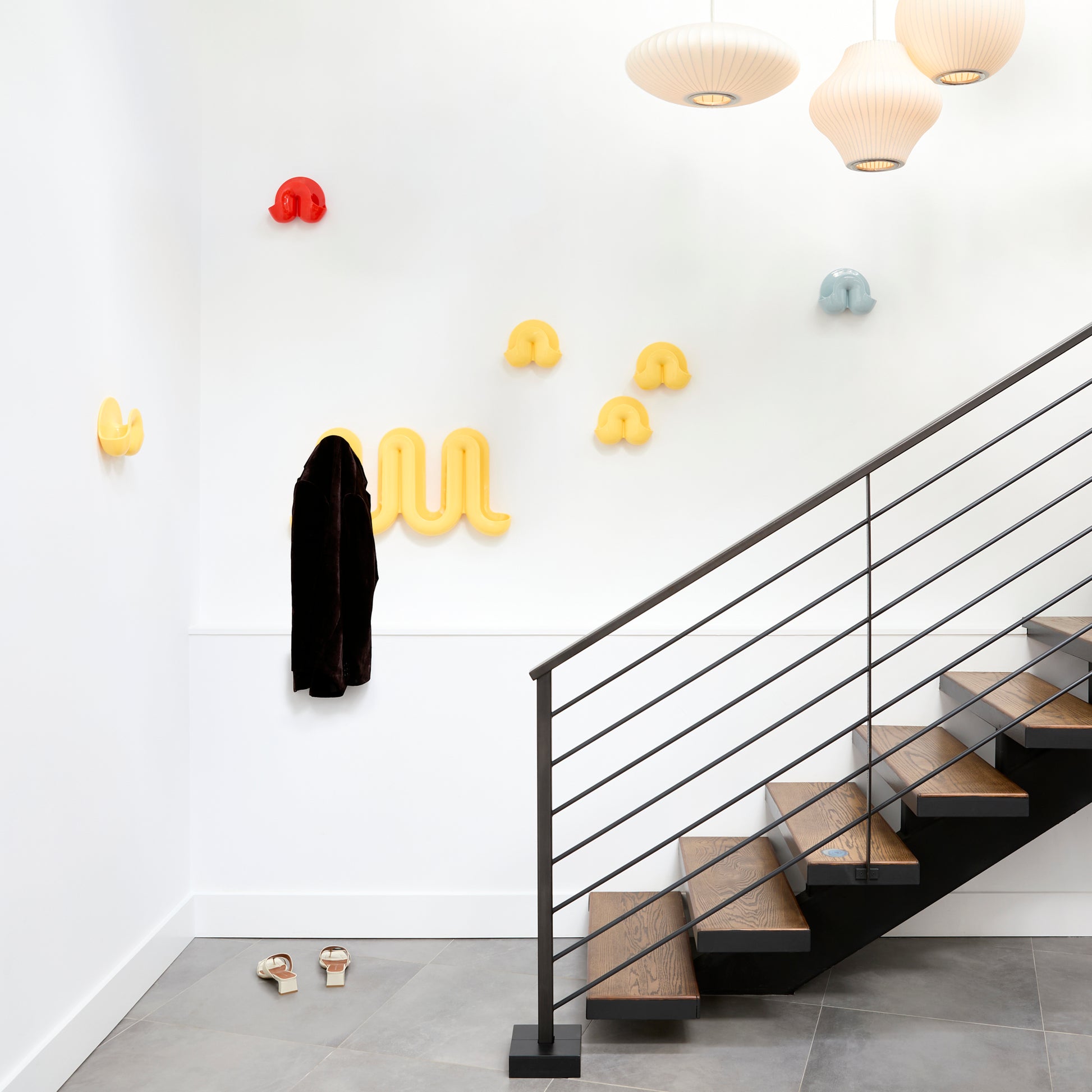 Heller Swell Catchall Mini│diverse kleuren met grote versie in geel in hal