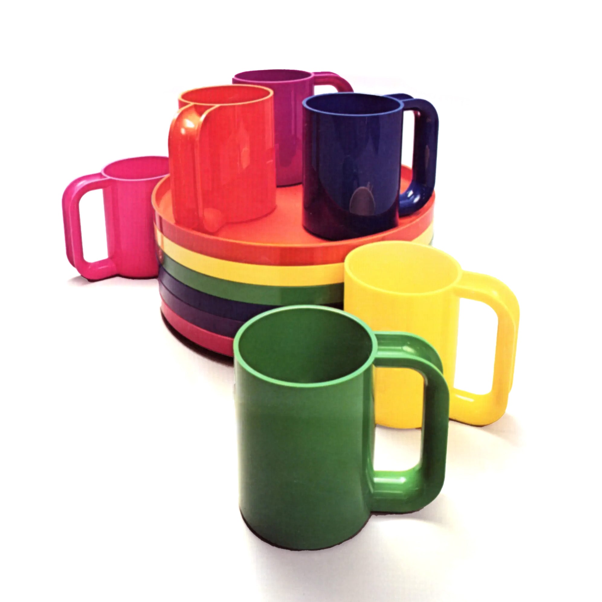 Heller Max Dinnerware│Mugs Rainbow│art. HWM-RB06│mokken op en naast borden random