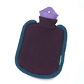 Warmwaterkruik Mini Bumper Aubergine (paars) - schuin liggend met witte achtergrond