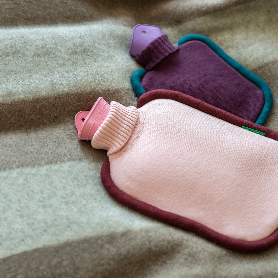 Warmwaterkruik Katoen Bumper Pastel Pink│art. BHWBPP│Suite702│bovenaanzicht schuin met witte achtergrond