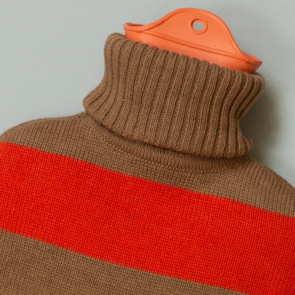 Warmwaterkruik Katoen Camel-Rood Suite702│detail bovenstuk met kraag│art. HWBVECA