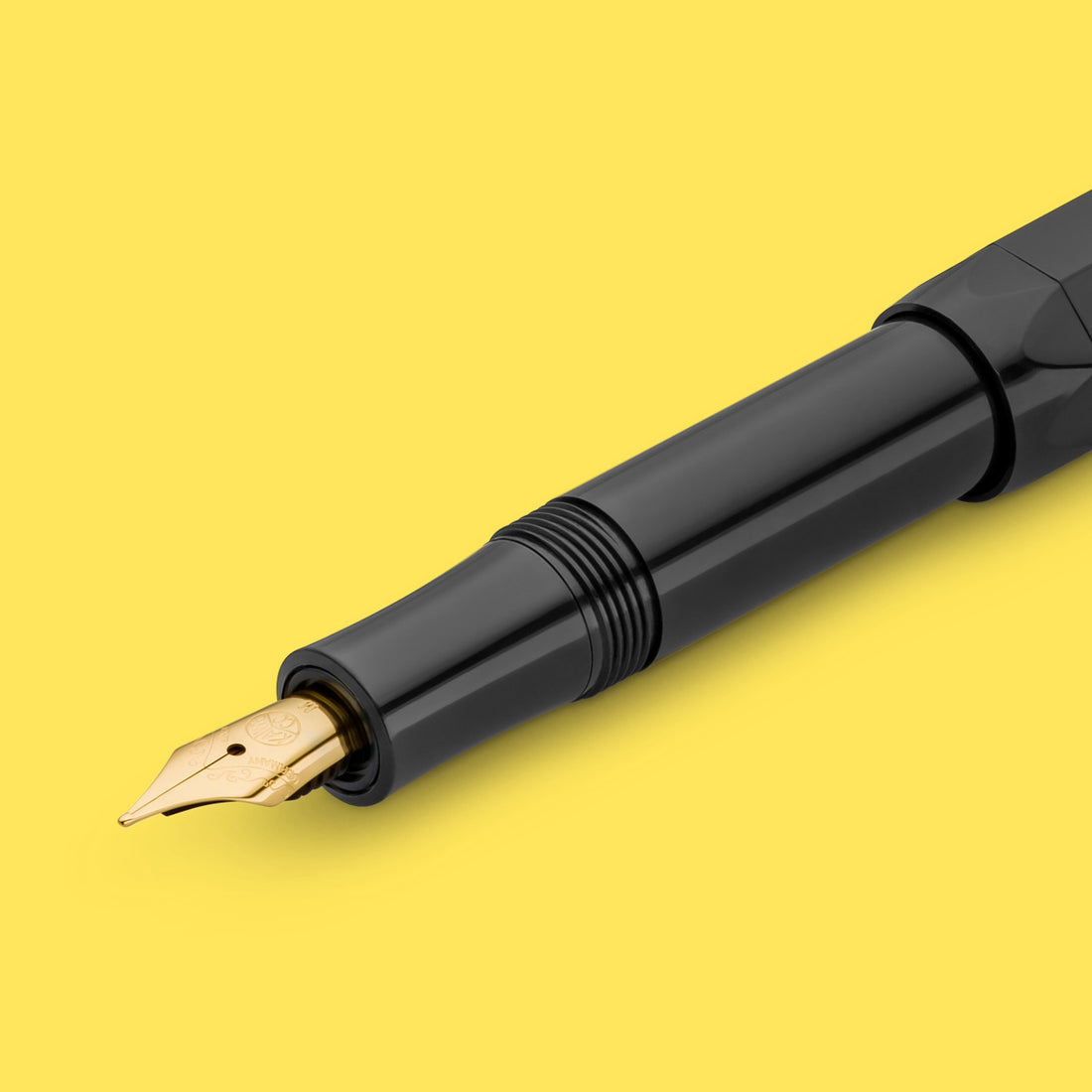 Kaweco Classic Sport Vulpen Zwart│art. 1510000│Liggend met dop op achterkant