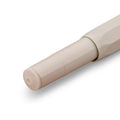 Detail van de onderkant van de Kaweco Skyline Sport vulpen.
