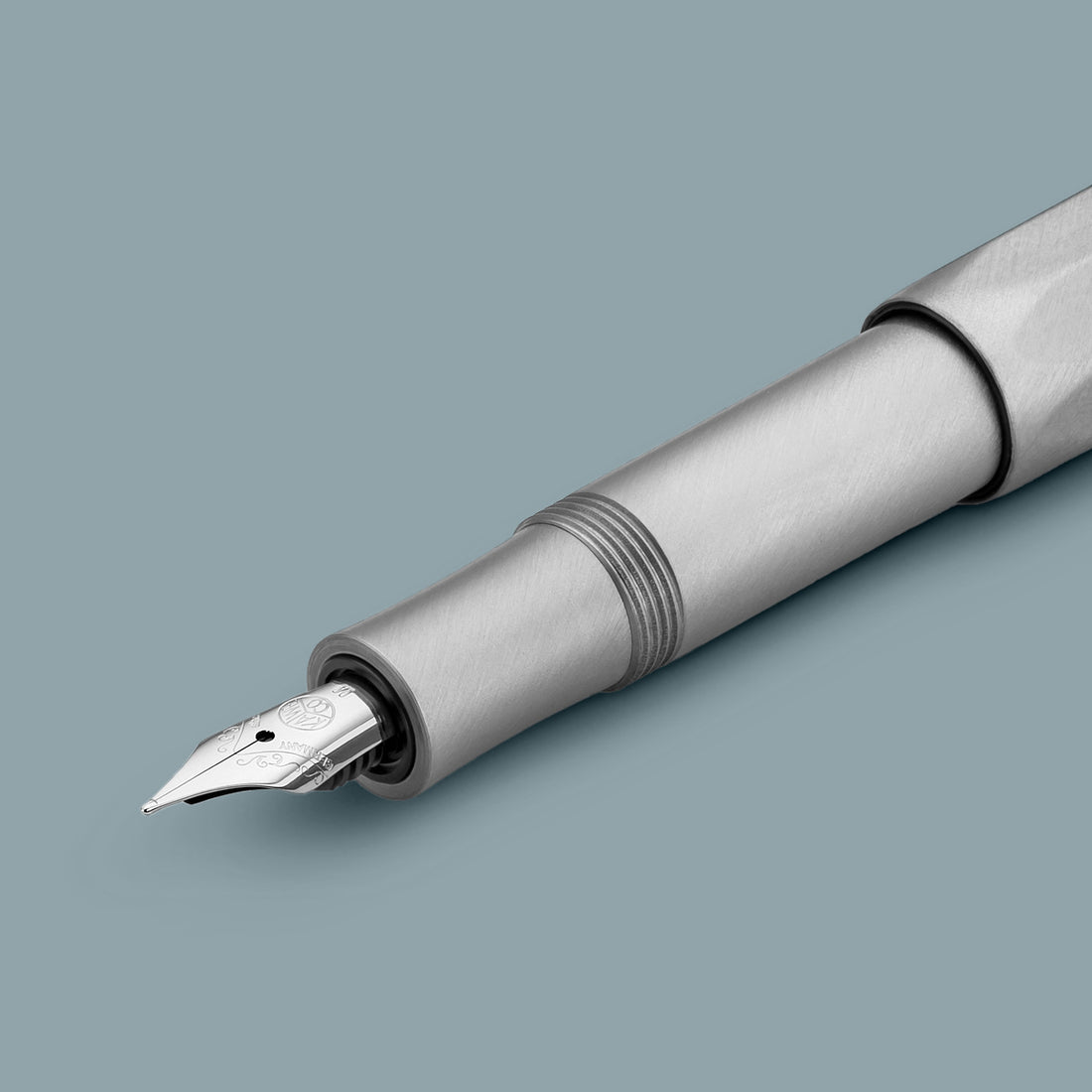 Kaweco Steel Sport Vulpen│RVS│art. 1511400│vooraanzicht schuin