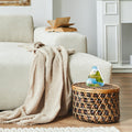 Lakesidebox Summertime│Huisje met Eendengeluiden│art. 11LSB0701001│Relaxound│op rieten mand naast bankstel