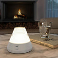 Salerno Wit Oplaadbare Tafellamp│Buitenverlichting│Leonardo│art. 76031│met wit licht aan op salontafel