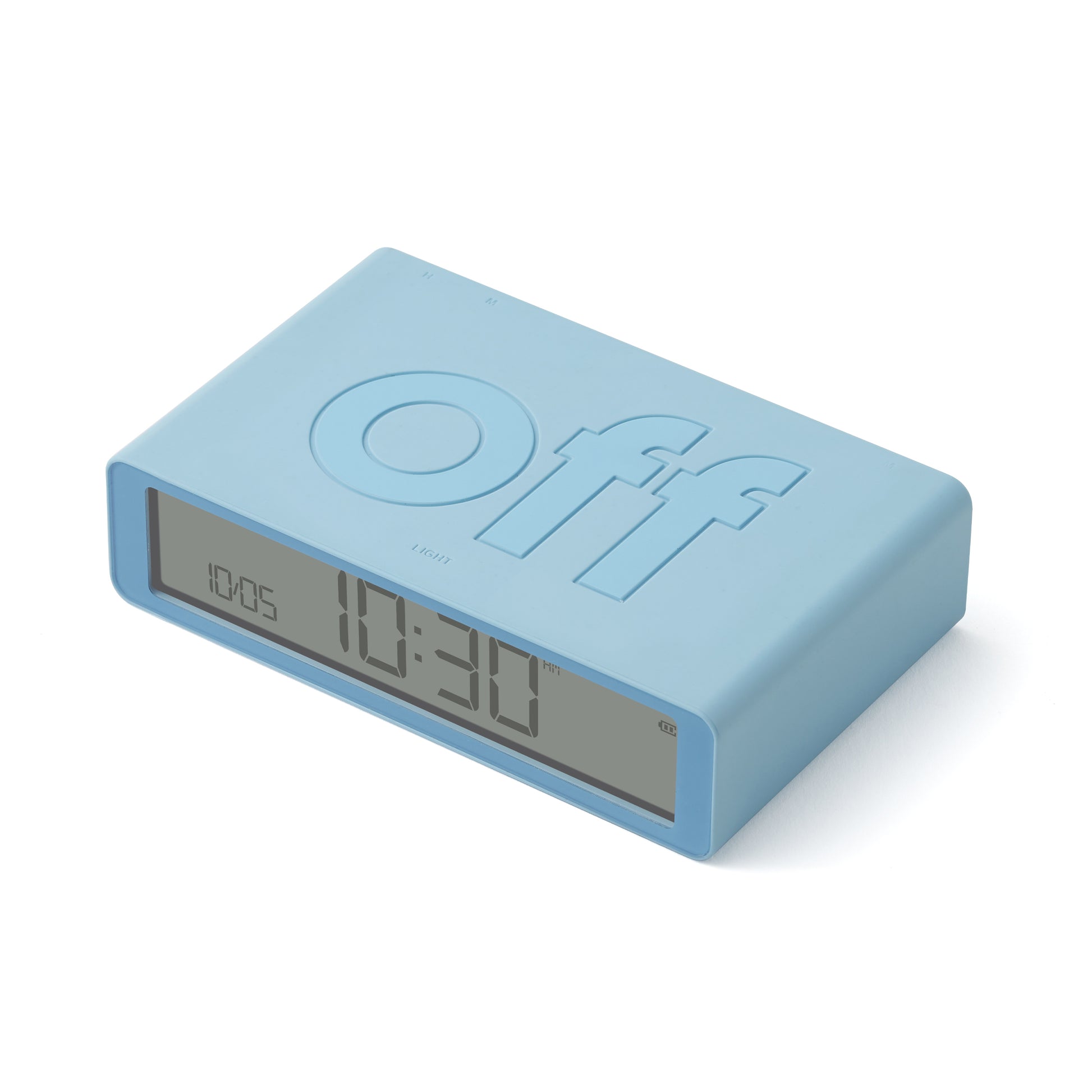Lexon Flip+ Wekker Digitaal Lichtblauw│art. LR157LB1│aanzicht schuin boven met licht uit