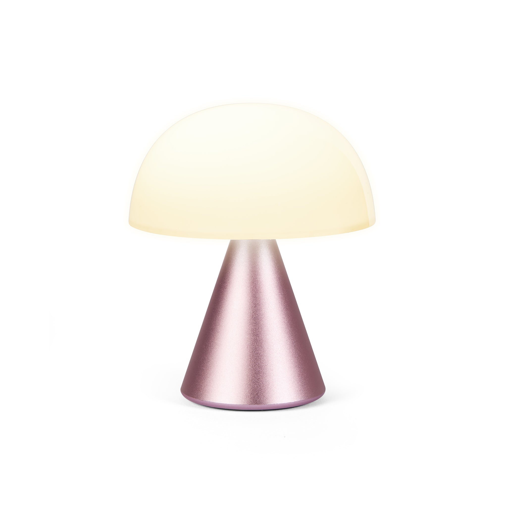 Lexon Mina Medium Roze│Oplaadbare LED-lamp│art. LH64MLP│vooraanzicht met warm licht en witte achtergrond