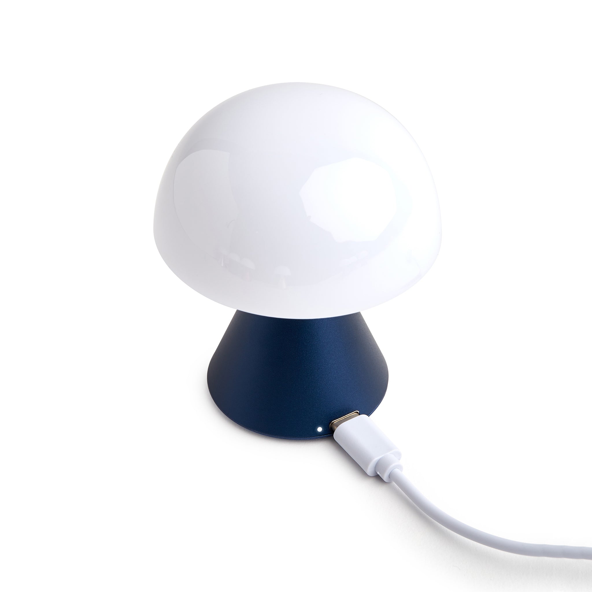 Lexon Mina Small Donkerblauw│Oplaadbare LED-Lamp│art. LH60MDB│USB-kabel in oplader
