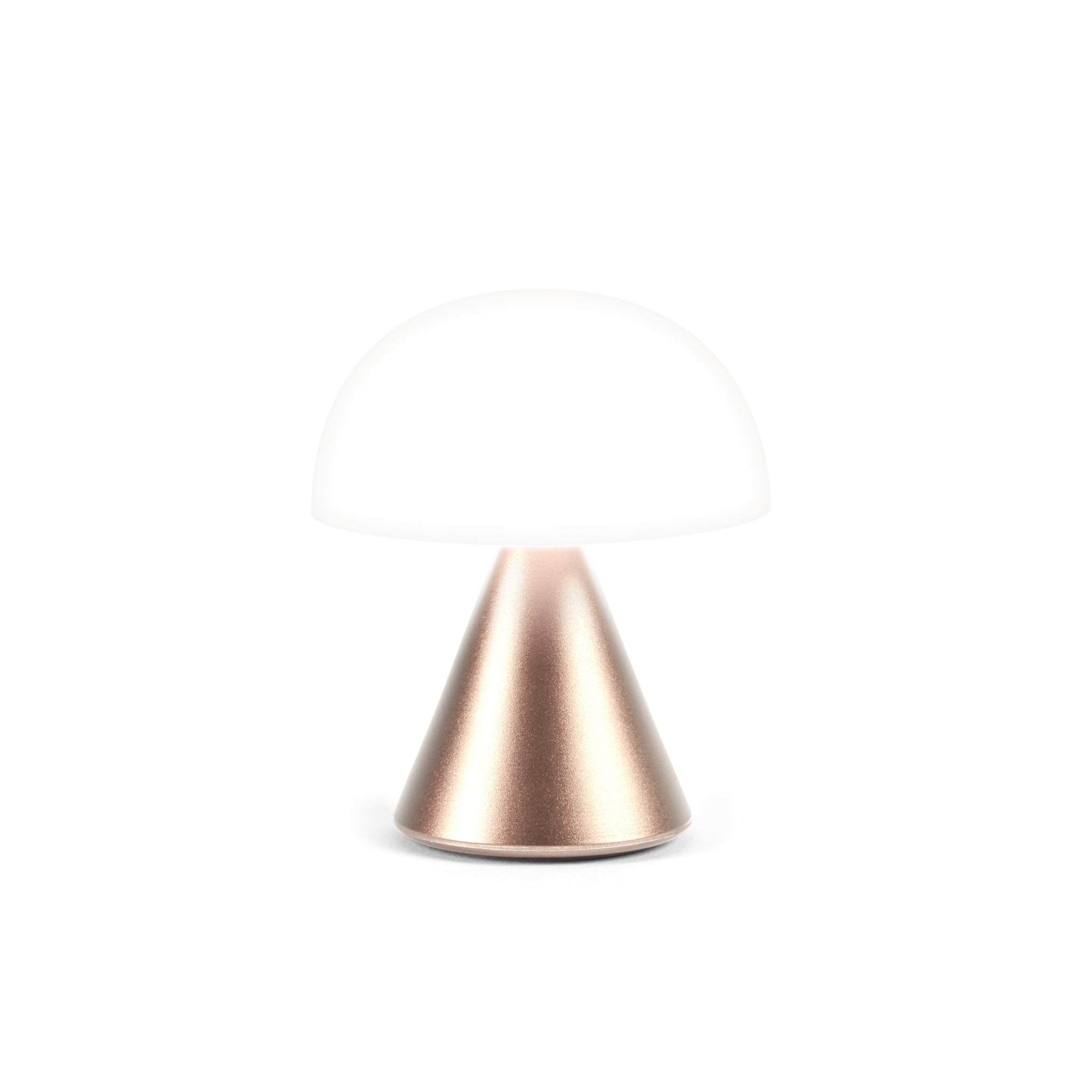 Lexon Mina Small Soft Gold│Oplaadbare LED lamp│art. LH60MD│vooraanzicht met wit licht aan