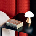 Lexon Mina Small Soft Gold│Oplaadbare LED lamp│art. LH60MD│naast Flip+ wekker