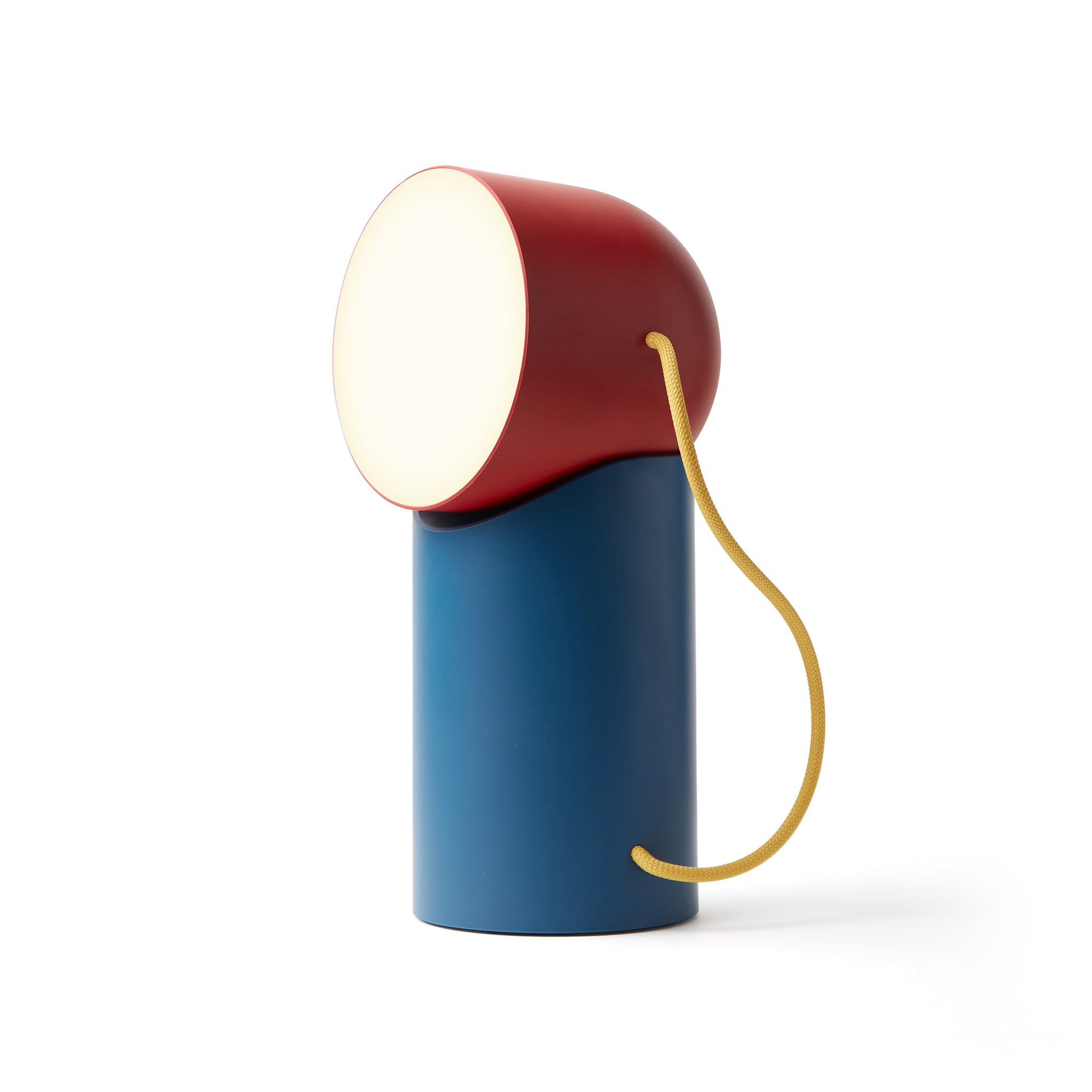 Lexon Orbe Duck Blue&Red│Oplaadbare Tafellamp│art. LH88DRY│vooraanzicht met warm licht aan