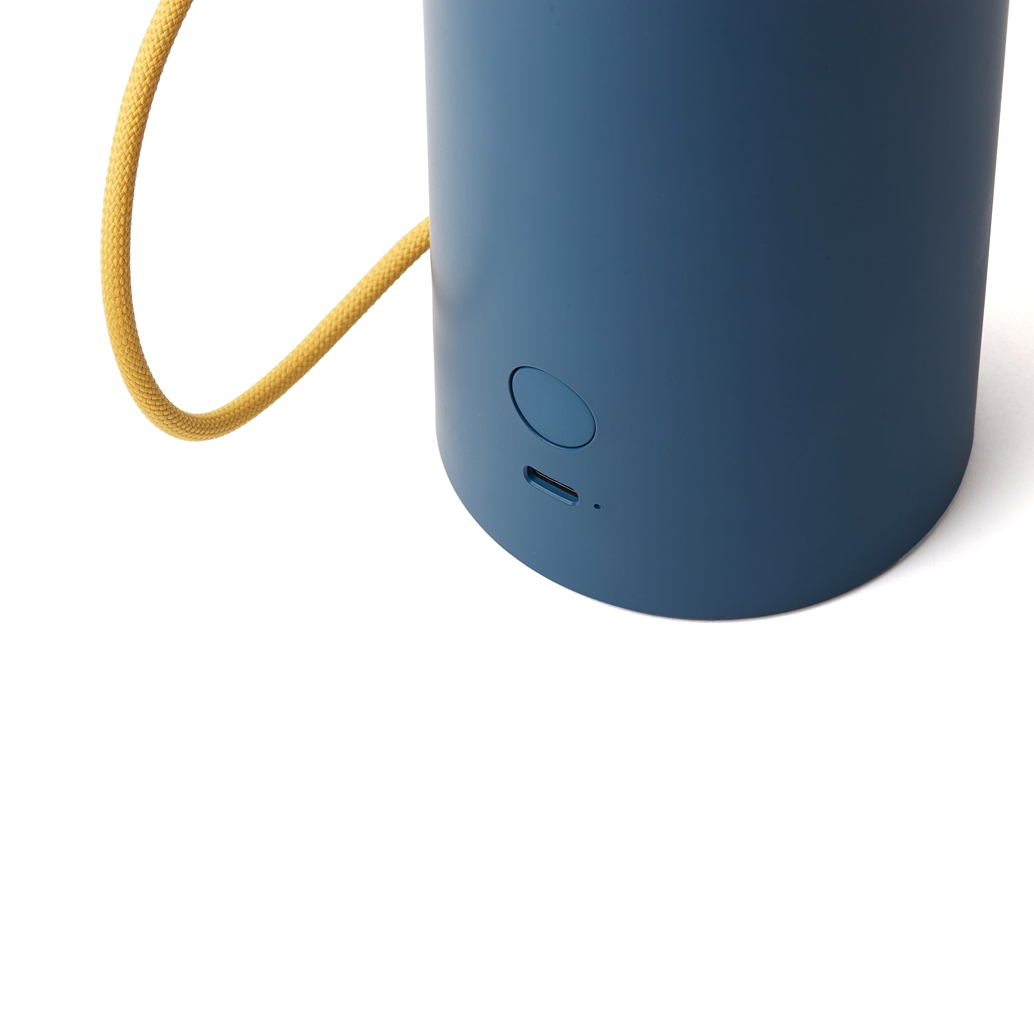 Lexon Orbe Duck Blue&Red│Oplaadbare Tafellamp│art. LH88DRY│USB-poort en aan/uit knop