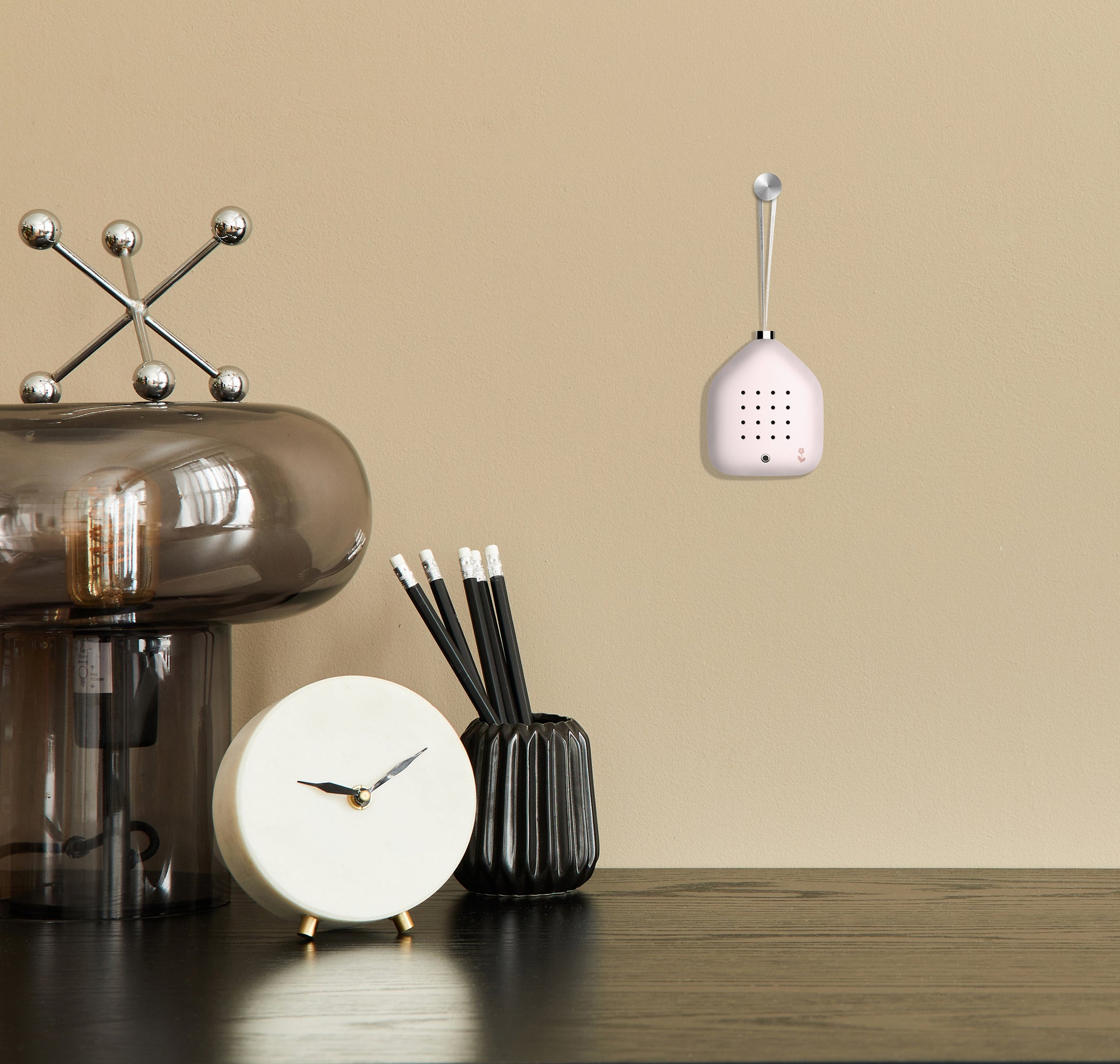 Relaxound Lily Bells Rosebird│Vogelgeluiden│art. 11RLB0104001│boven tafel naast klokje