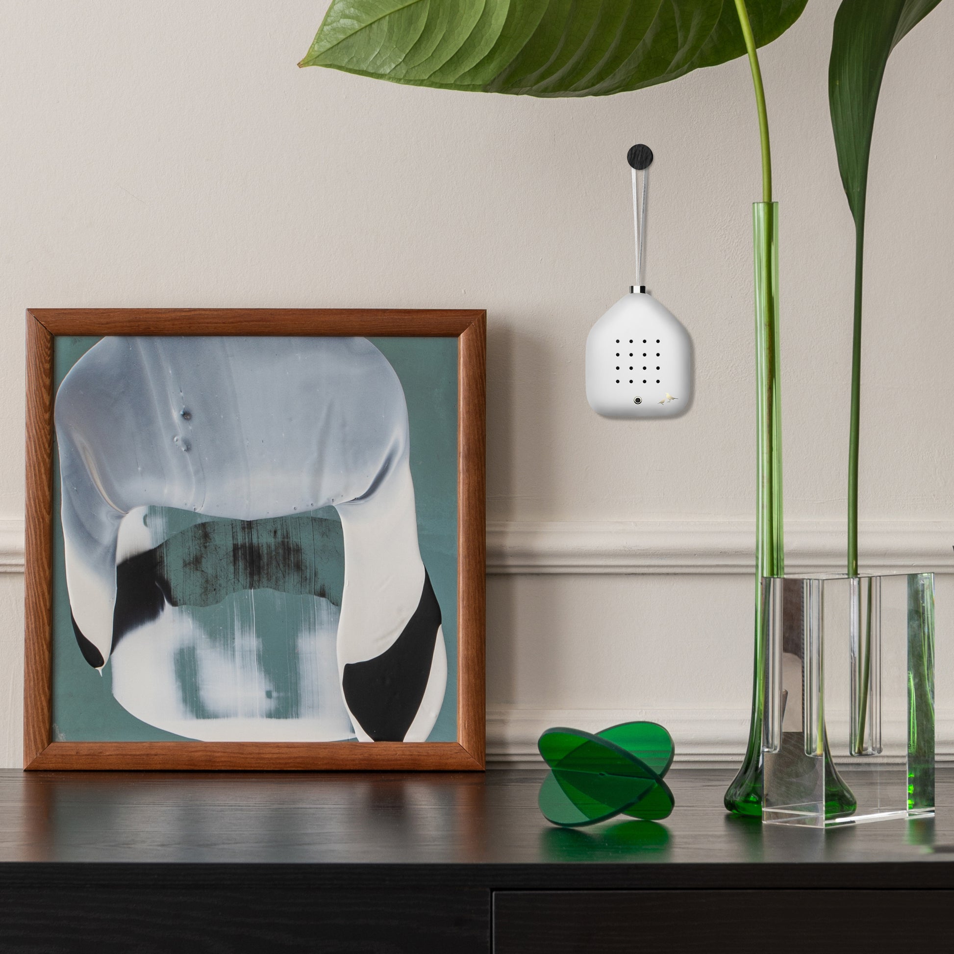 Relaxound Lily Bells Snowling│art. RLB0101001│boven kast naast schilderij