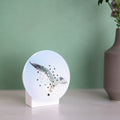 Oceanbox Limited Edition Zwartkopmeeuw│art. 11OBX0301016│op tafel naast vaas